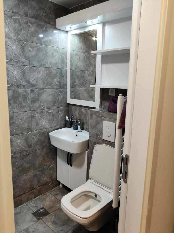 Apartment Relax 1 Belgrad Exteriör bild